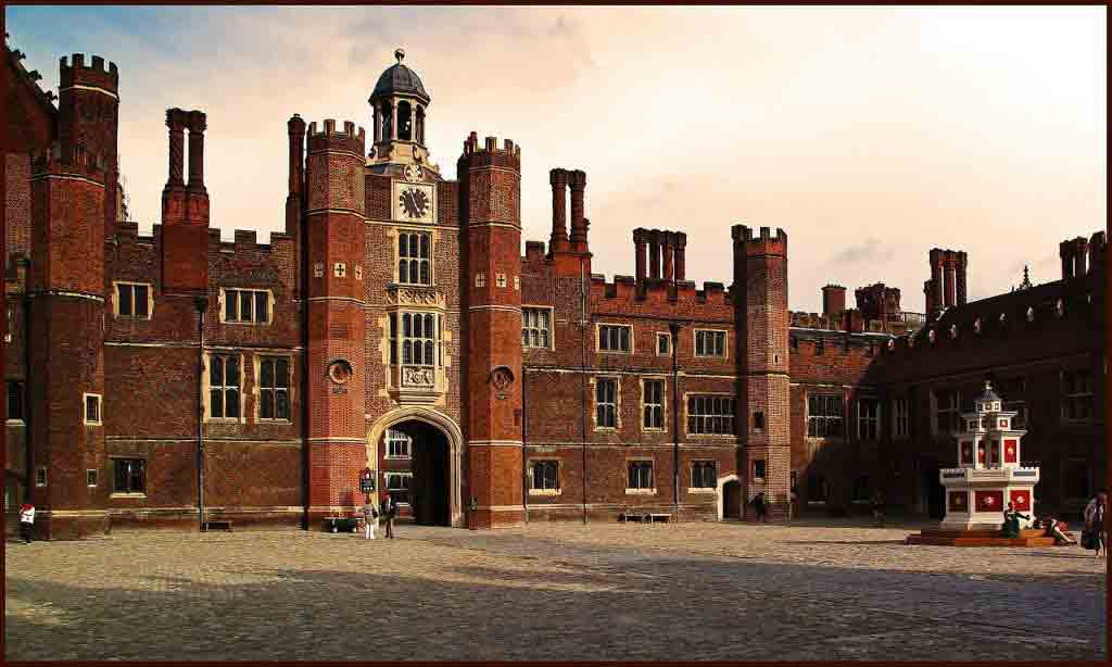 Hampton Court Palace