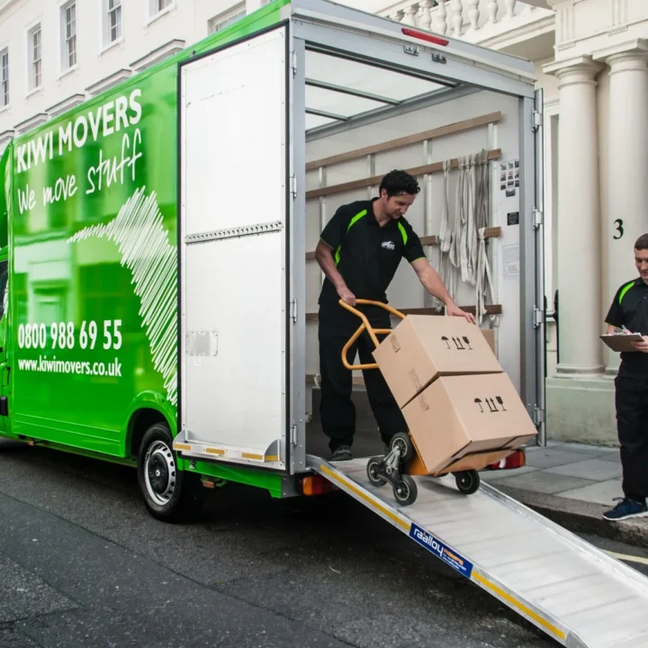How Much Does a Delivery Van Really Cost in London? (Up to £40k a Year)